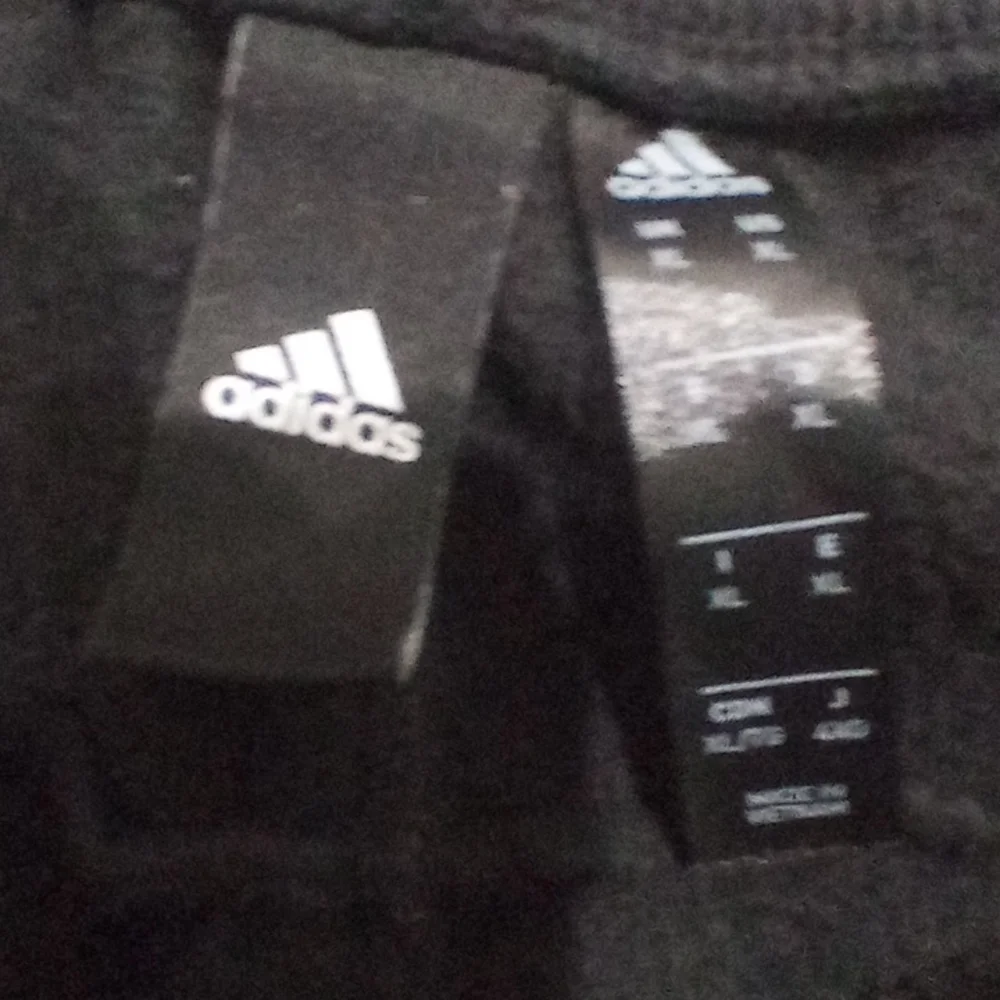 Adidas sweat pants - Picture 4 of 4